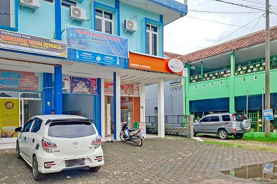 RedDoorz Syariah at Fariza Guesthouse Kendal