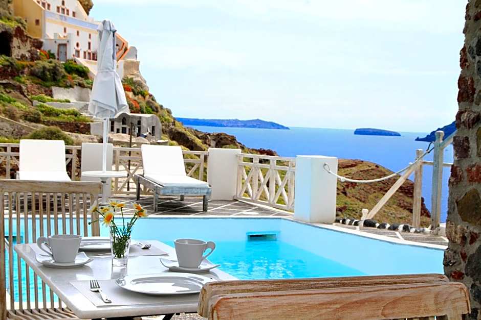 Oia Mare Villas
