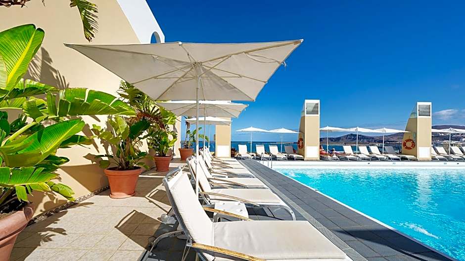 BULL Reina Isabel & SPA