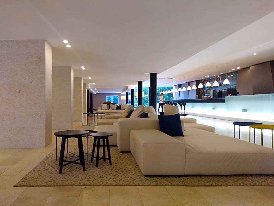 Hotel Cupidon Saturn