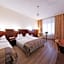Continental Hotel-Pension