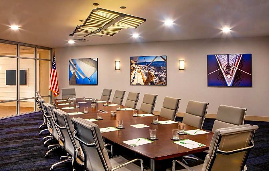 Holiday Inn Newport News - Hampton By IHG