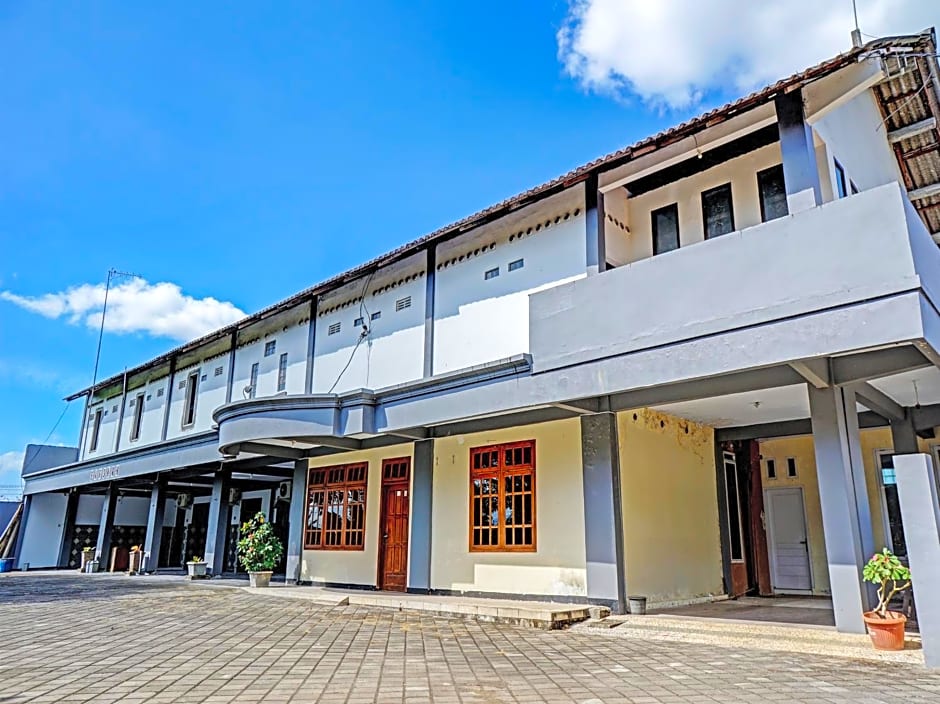 OYO 92869 Hotel Nusantara