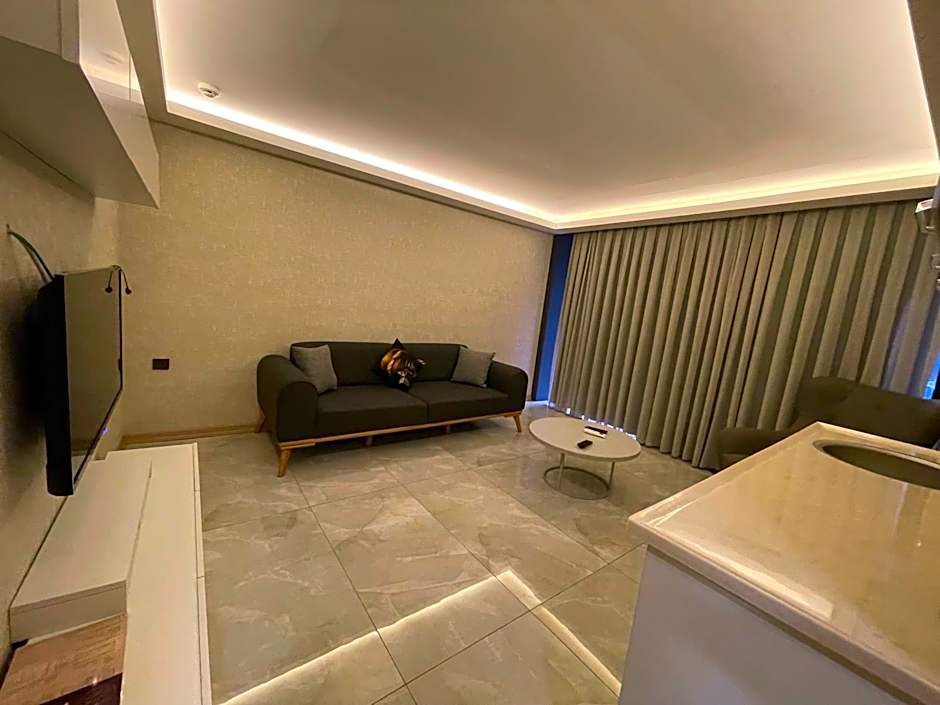 Le Luxe Suites Hotel