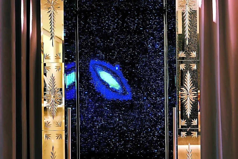 Sanderson London