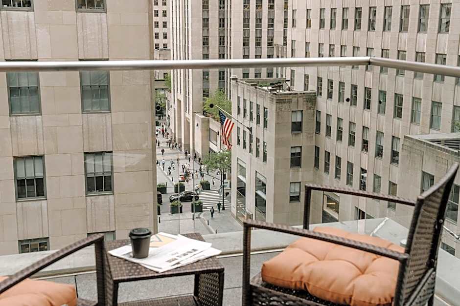 The Jewel, a Club Quarters Hotel, Opposite Rockefeller Center