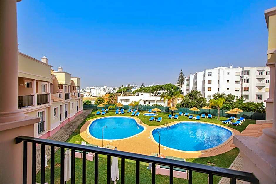 Aquamar Albufeira Aparthotel