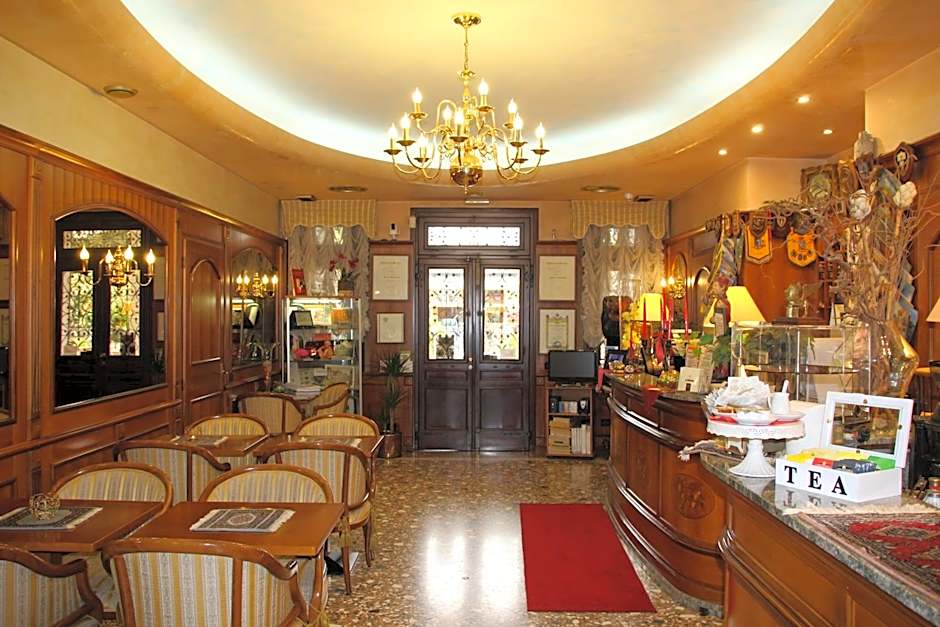 Park Hotel Villa Leon d'Oro