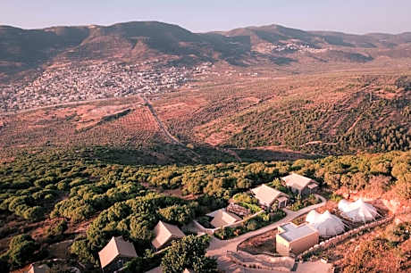 Rom Farm by Glow - חוות רום