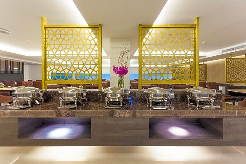 Grand 5 Hotel & Plaza Sukhumvit Bangkok