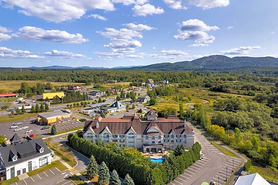 Hotel Vallea Bromont, Tapestry Collection by Hilton