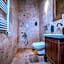 Saliche Cave Suite