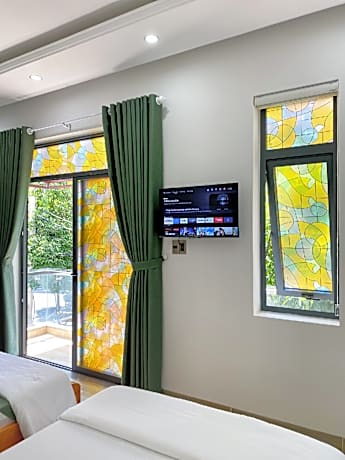 Balcony Deluxe Twin Room