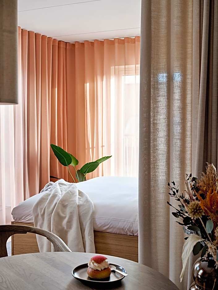 Aura Apartment Hotel