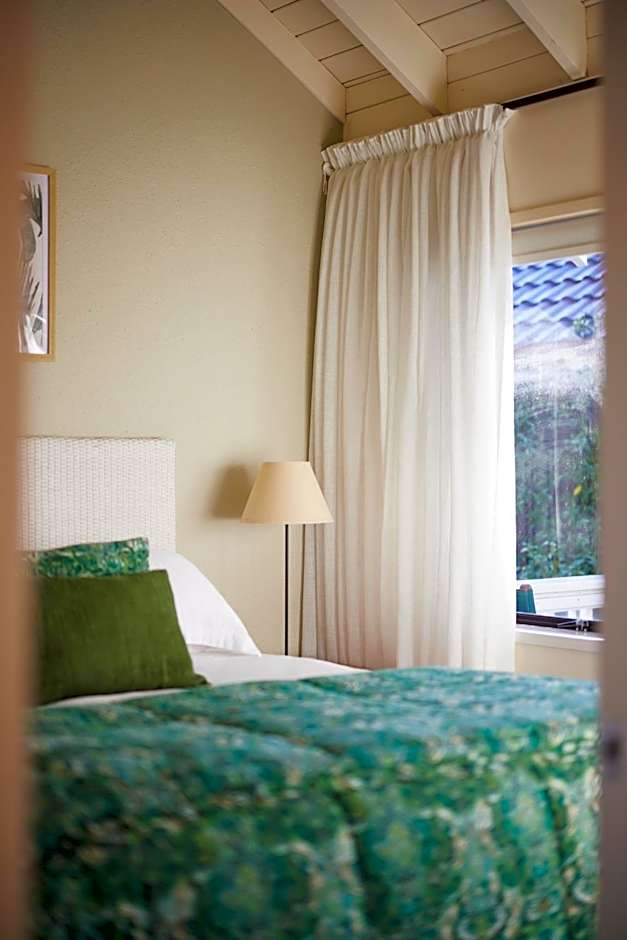 Emerald Inn on Takapuna Beach