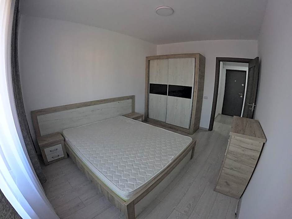 Cazare bloc nou ultracentral