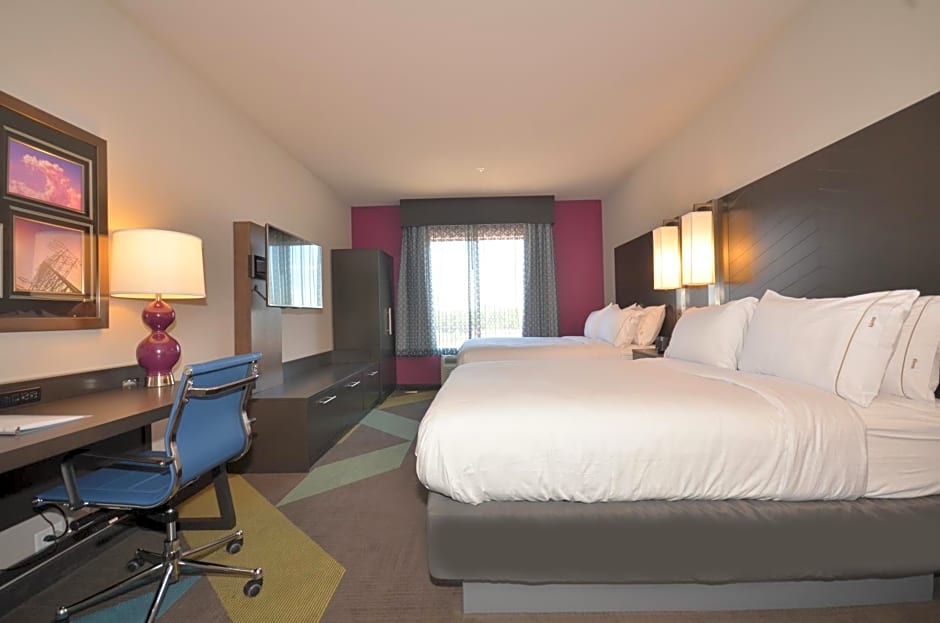 Holiday Inn Express & Suites Oklahoma City Mid - Arpt Area, an IHG Hotel