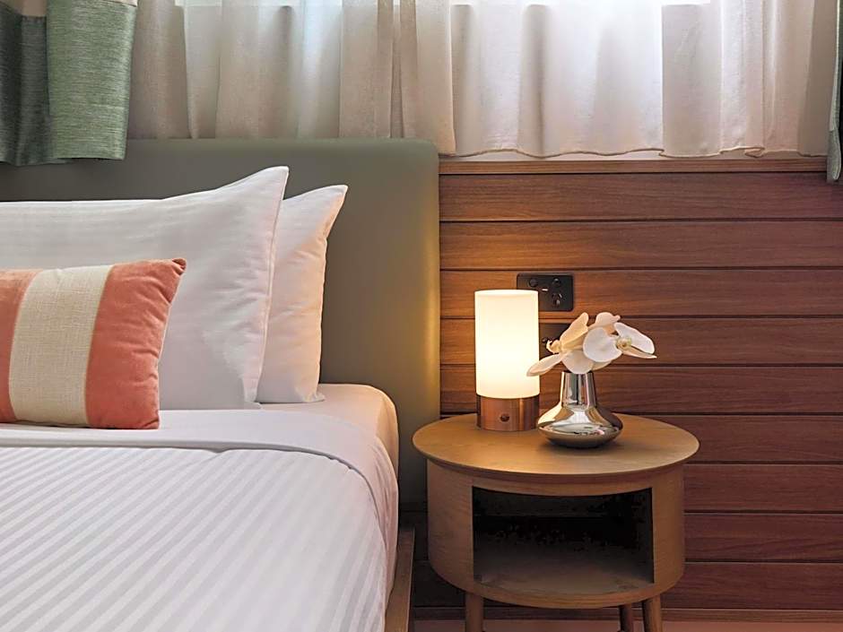 The Clarence Hotel Sydney