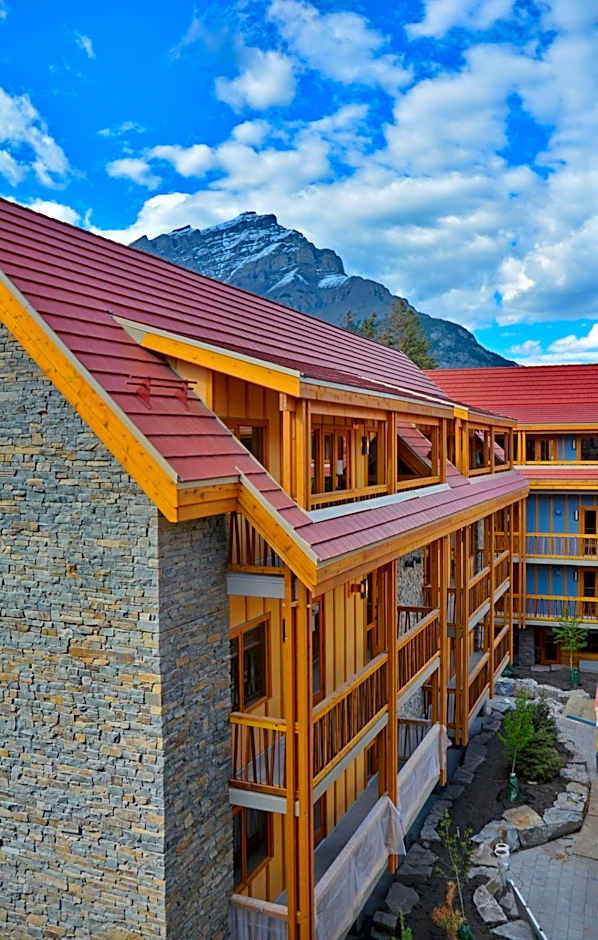 Moose Hotel and Suites