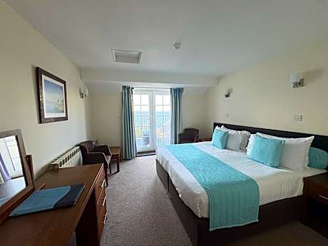 Family Room with Sea View