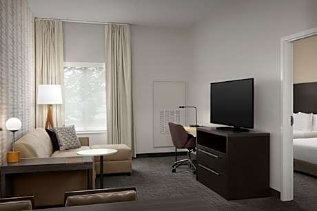 One-Bedroom Queen Suite with Sofa Bed