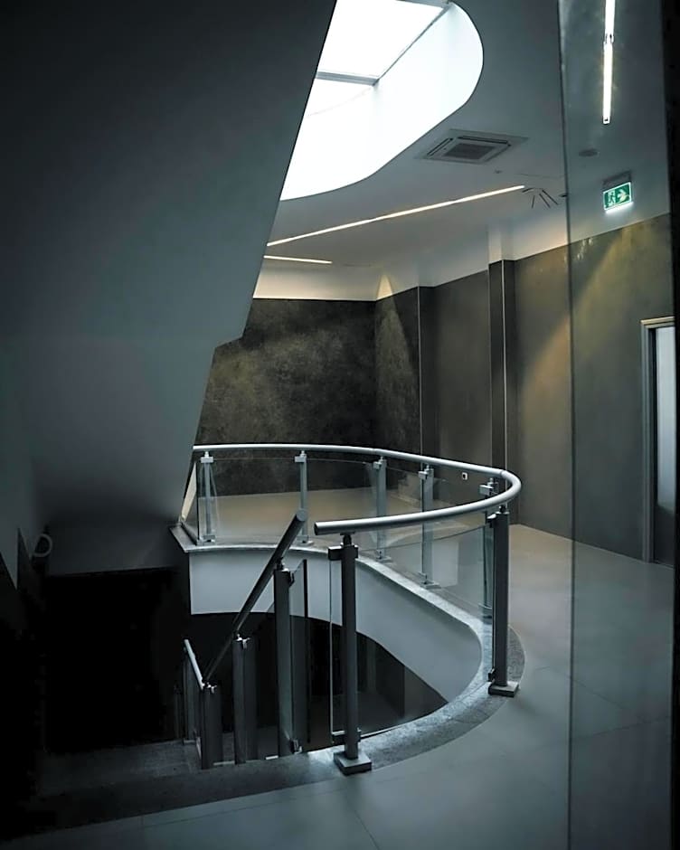Ecumano Space