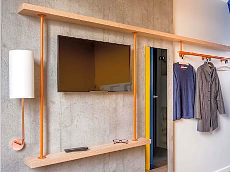 Standard room with double bed