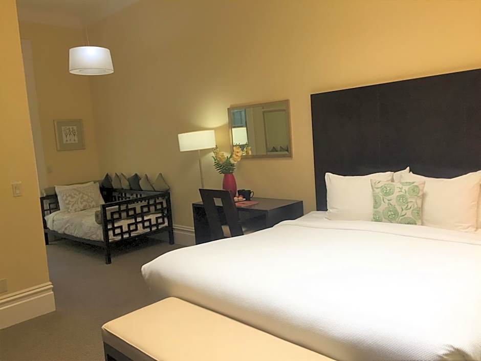 Healdsburg Inn on the Plaza, A Four Sisters Inn