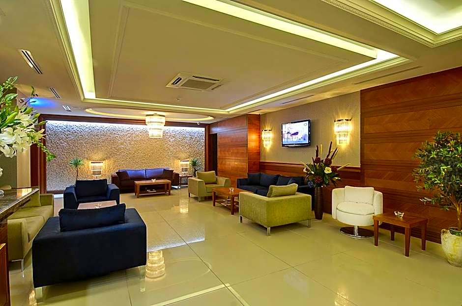 Tugcu Hotel Select