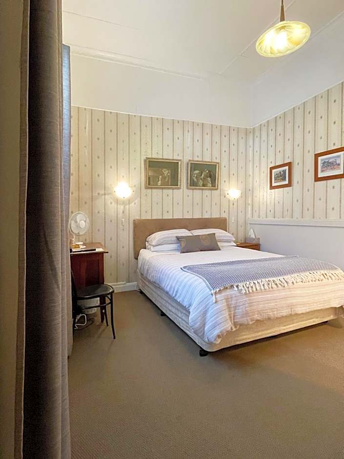 Strahan Wilderness Lodge