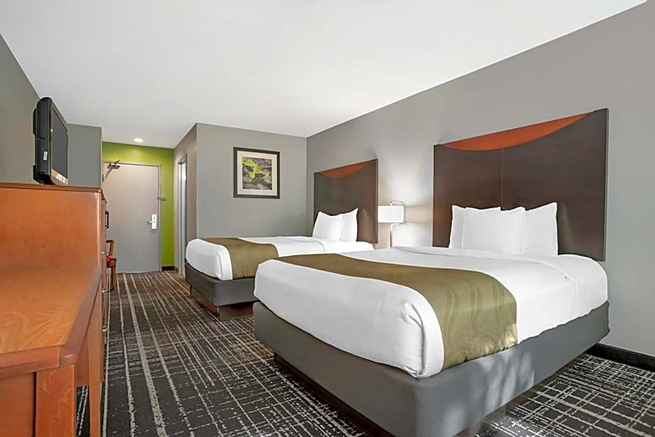 Quality Inn & Suites Birmingham - Highway 280