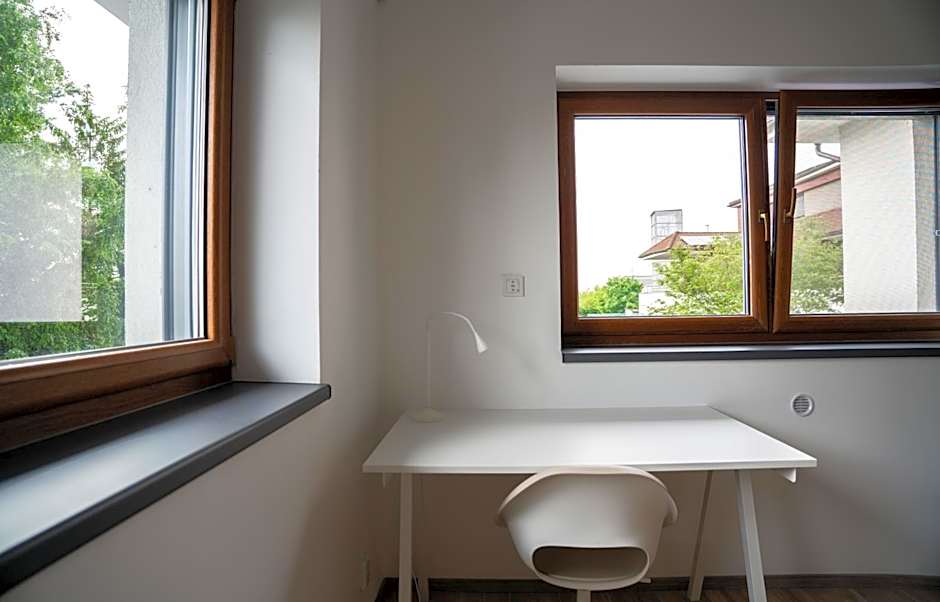 The Dante Villa Apartments