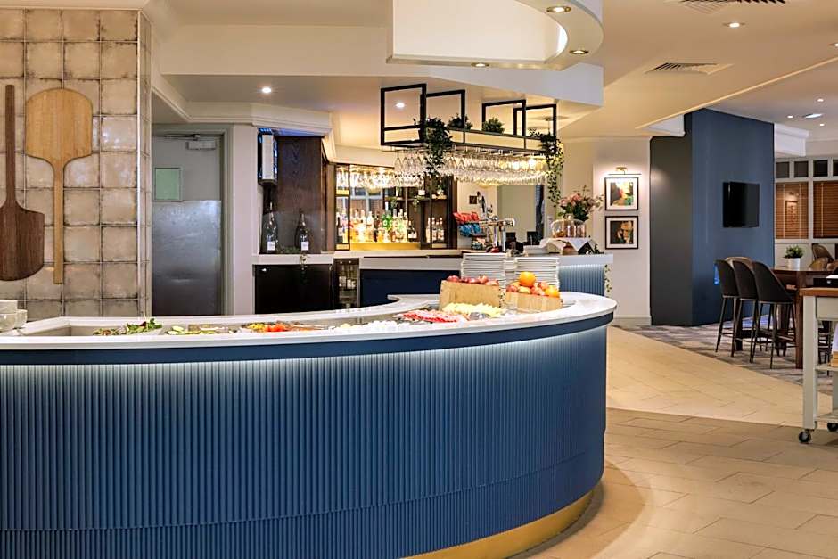 DoubleTree by Hilton Manchester Airport