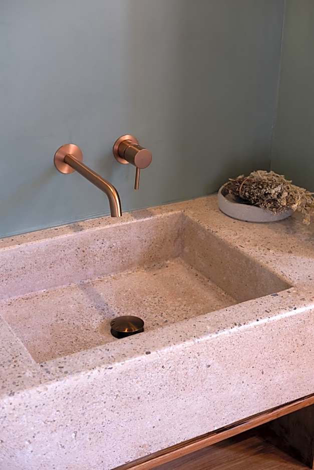 Qualia Slowlife Suites