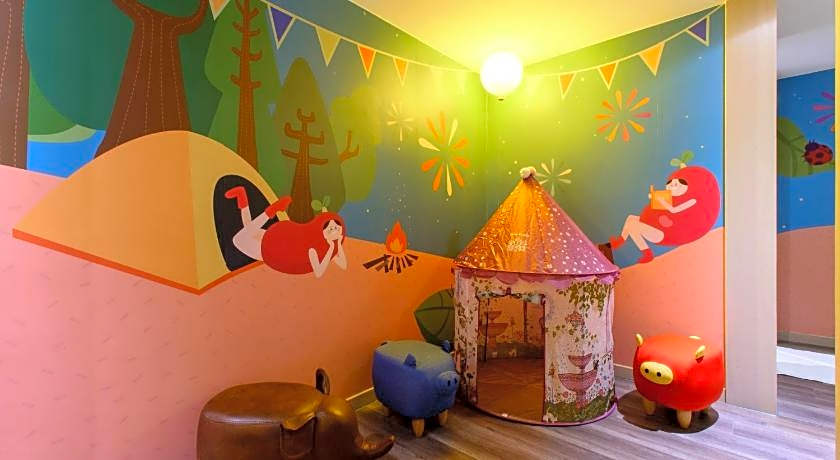 Stay Hotel - Taichung Zhongqing