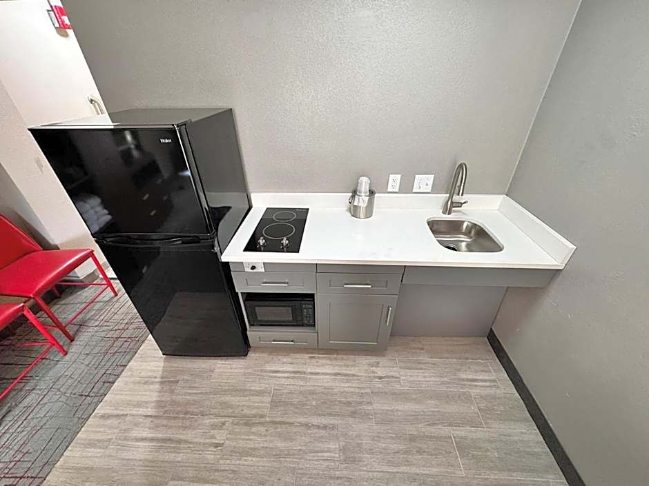 Hawthorn Extended Stay by Wyndham Columbia / Ft. Jackson