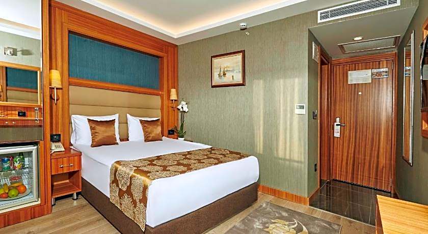 Ilkbal Deluxe Hotel &Spa Istanbul