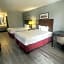 Days Inn & Suites by Wyndham Winnie