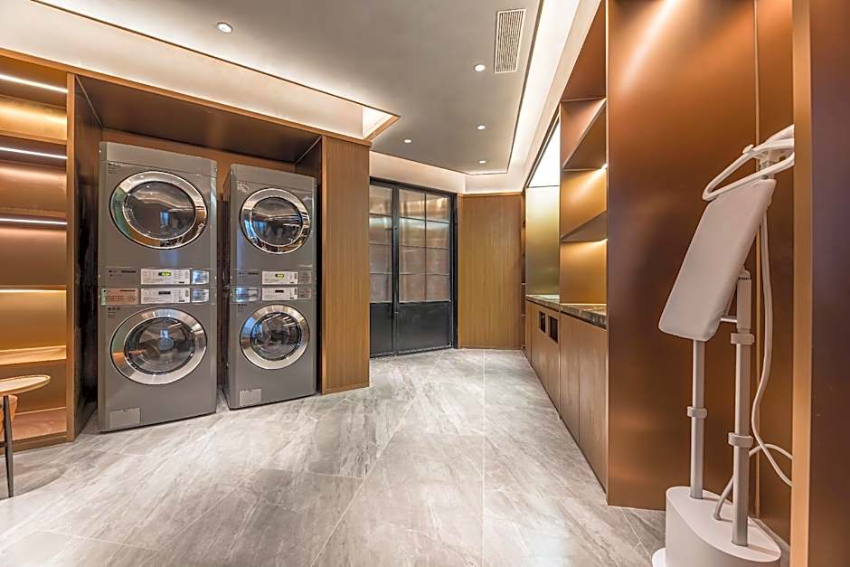 Orange Hotel Nantong Yuanrong Plaza