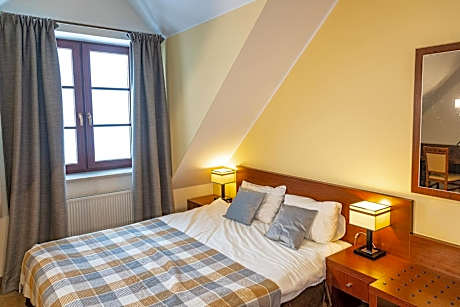 Double Room with Private Bathroom