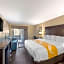 Quality Inn & Suites Camarillo-Oxnard