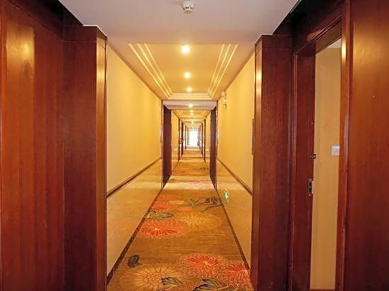 Companion Departure Hotel