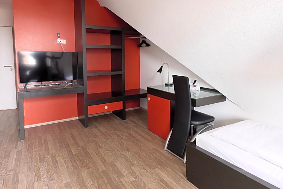 Hotel Villa-Bassermann, stilvoll, 2 Min zum Schloss, schnelles WLAN & Parkplatz