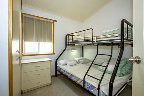 Accessible Family Cabin - 2 Bedroom