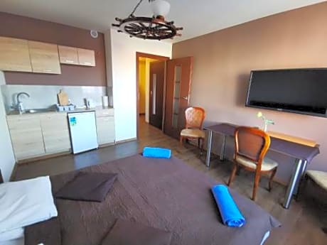 2 Bedroom Suite
