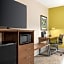 Holiday Inn Express & Suites Philadelphia - Mt. Laurel By IHG