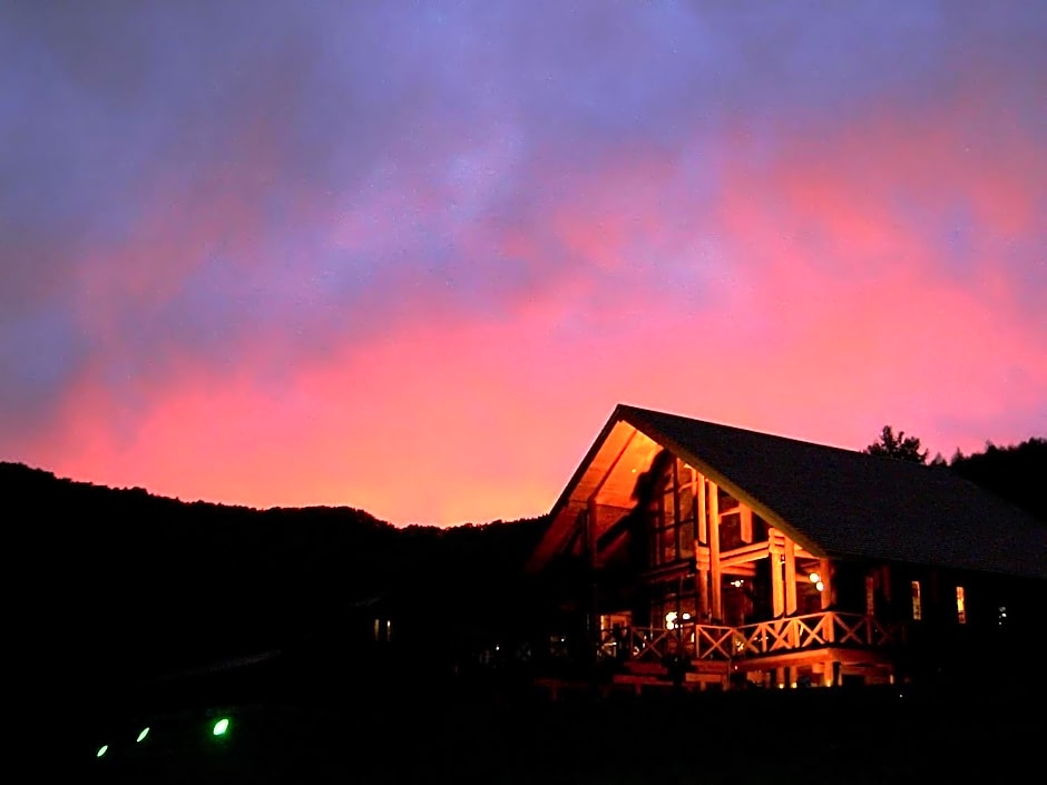 Log Hotel Larch Lake Kanayama