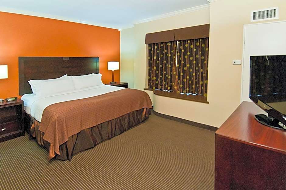 Wyndham Lake Charles