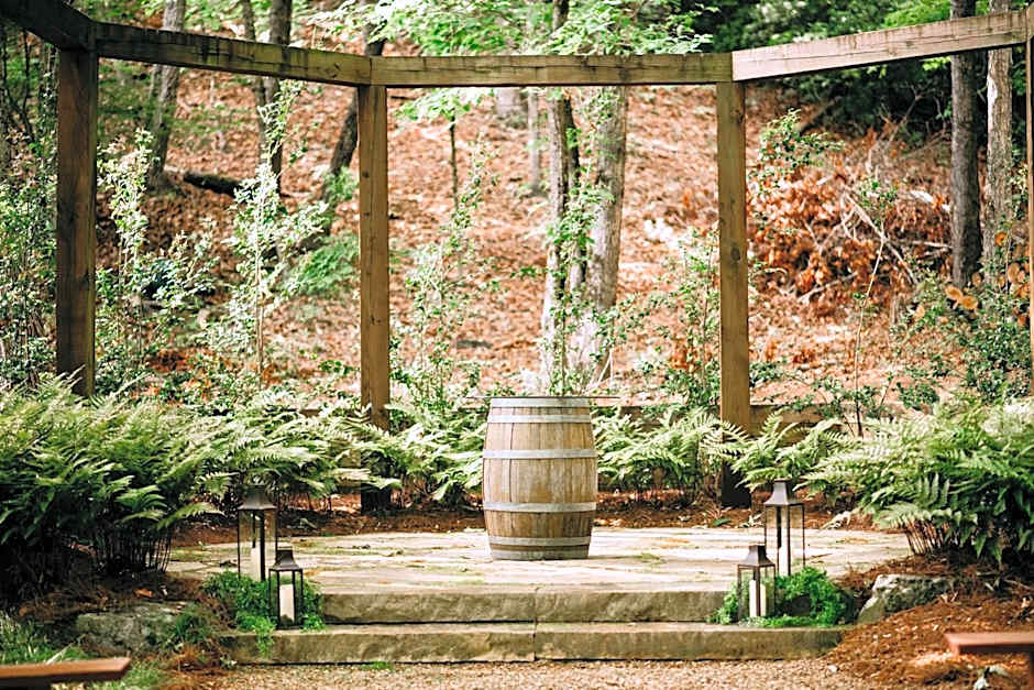 Sylvan Valley Lodge and Cellars