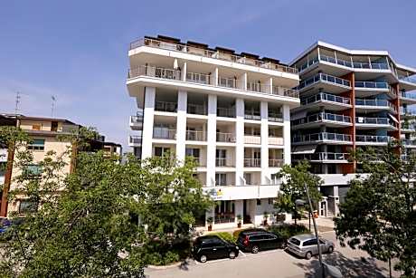 Hotel Eldorado, Depandance & Apartments